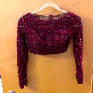 Crop top lace burgundy long sleeve with gel rhinestone size S